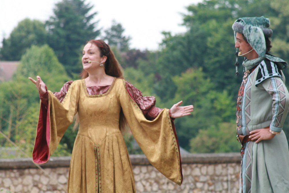 Scène Anne de beaujeu et Foulques, Spectacle 