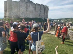 Cluedo medieval : Le vol des deniers du roi. Le jugement du public.